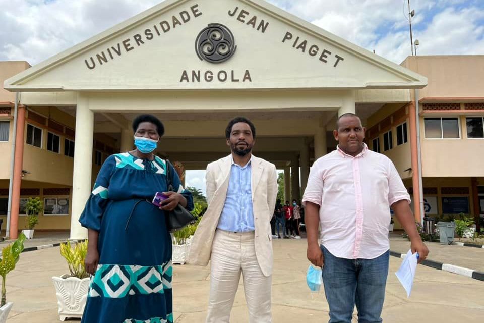 Prophète Samuel Panzu invité par l’Université Jean Piaget de Luanda (Angola)